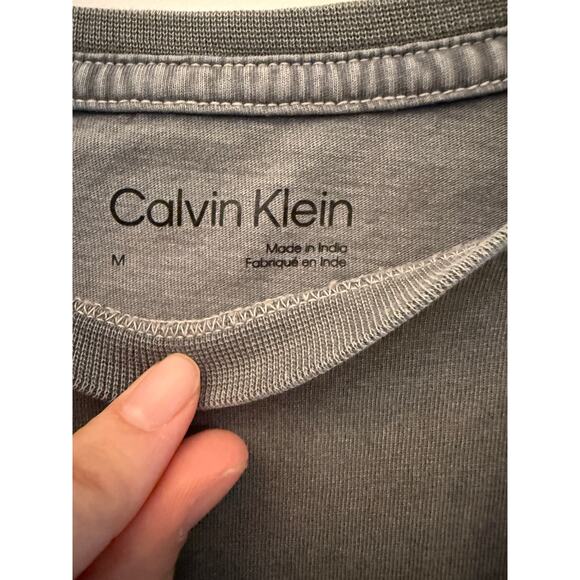 NWT Calvin Klein Dawn Grey Short Sleeve Crew Neck T-Shirt Men's Size Medium - Picture 4 of 6
